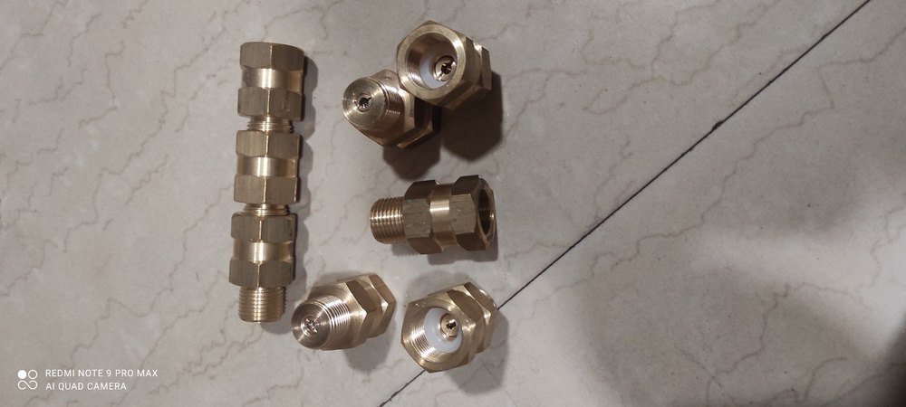 Isi BRASS NRV, Screwed