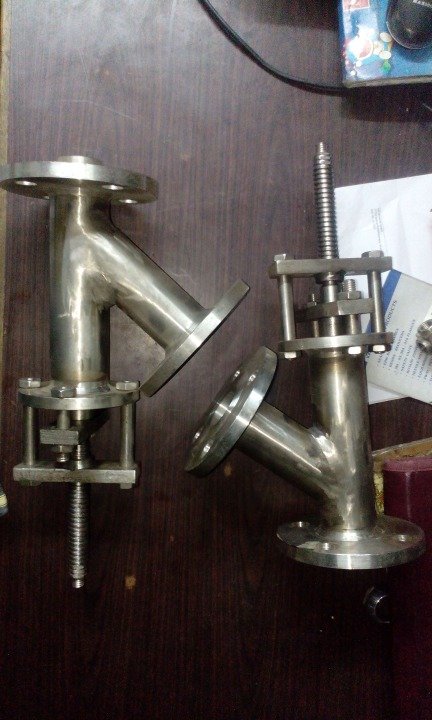 SS Flanged Flush Bottom Y Type Tank Valve, For Chemical Industries, Size: 1 Inch - 6 Inch