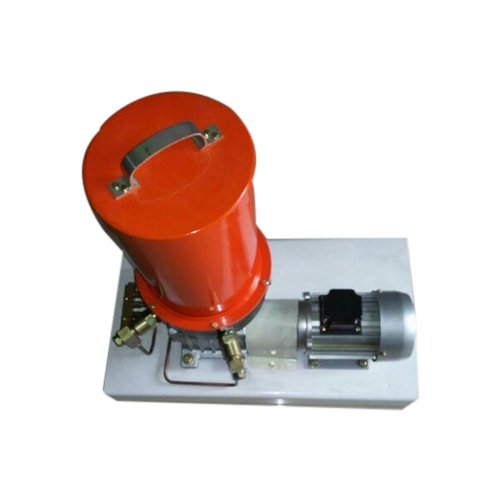 Multi line radial grease pump