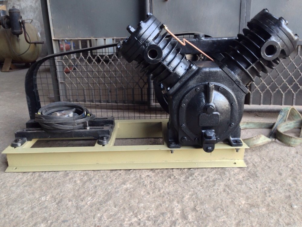 Real Single Stage High Vacuum Pumps, Model Name/Number: 12VT