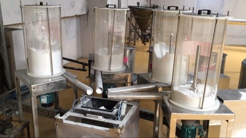 Automatic Plunger Minor Ingredient Dosing System